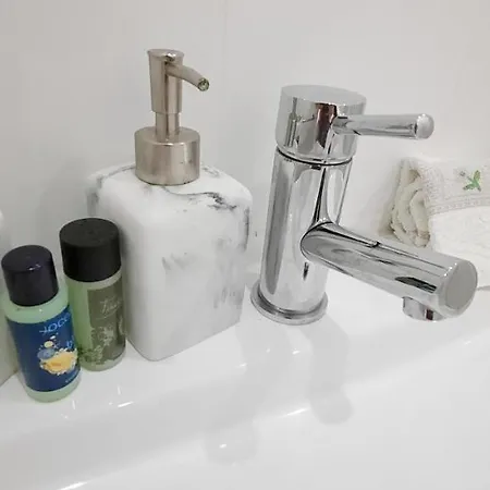 A Window To St. Helena * Porto