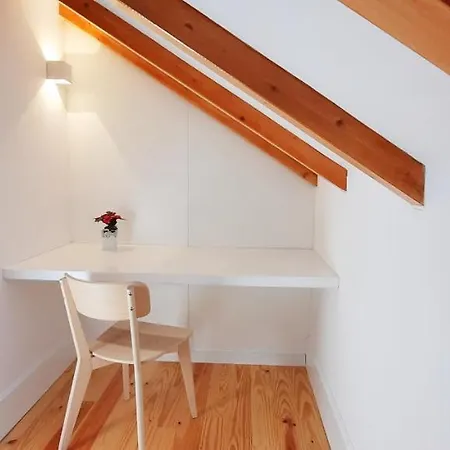 A Window To St. Helena Apartment