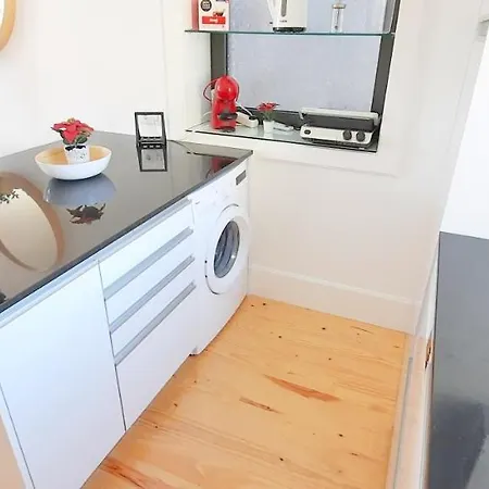 A Window To St. Helena * Oporto